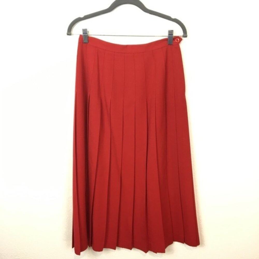 Skirt Red Wool Pleated Vintage Secretary Librarian Chic Wool Size XS to S